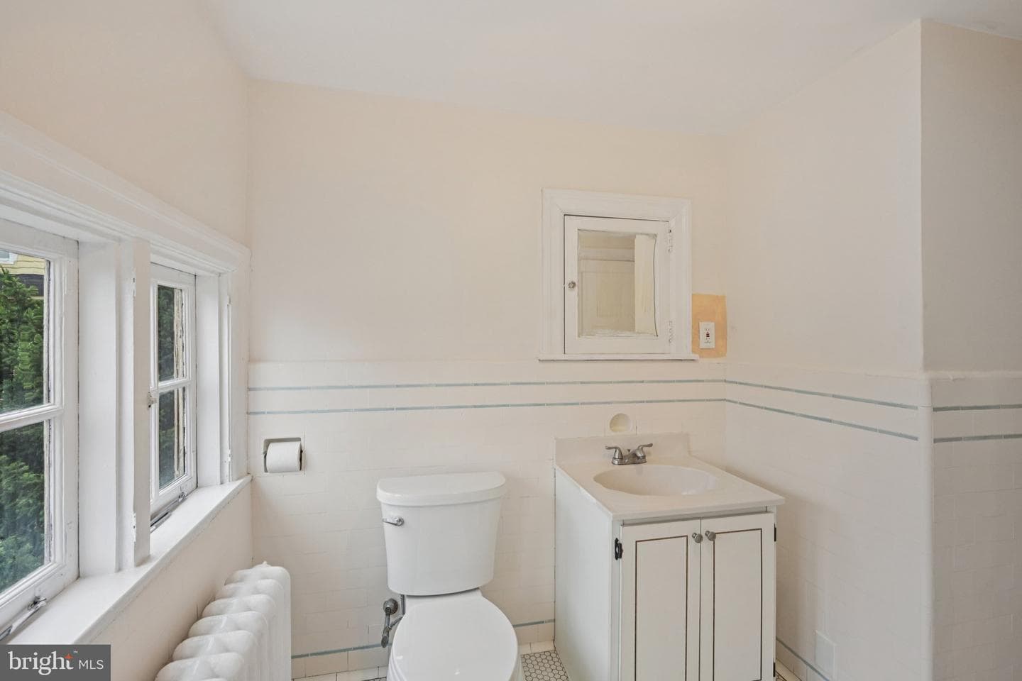 908 Edge Hill Road photo 18