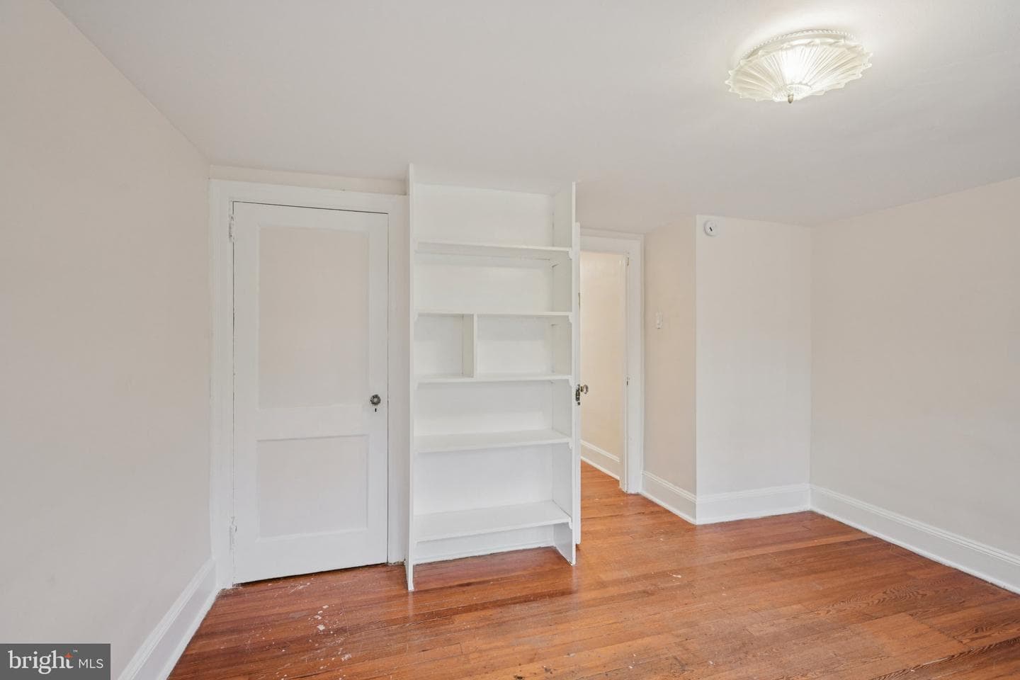 908 Edge Hill Road photo 24