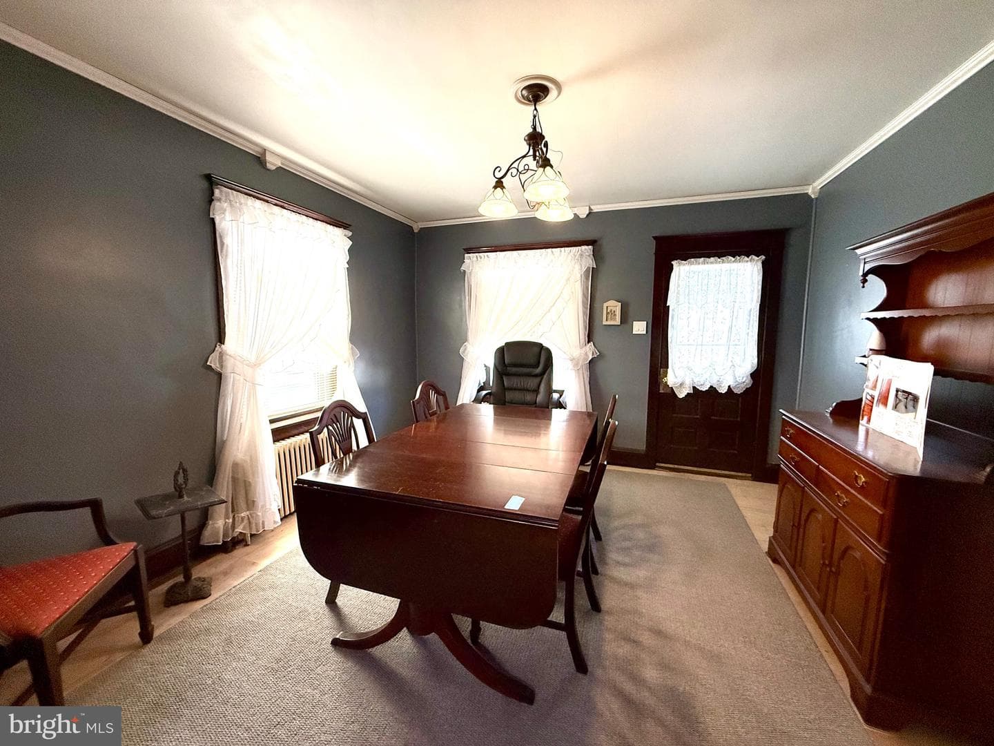 662 Spruce Street photo 2