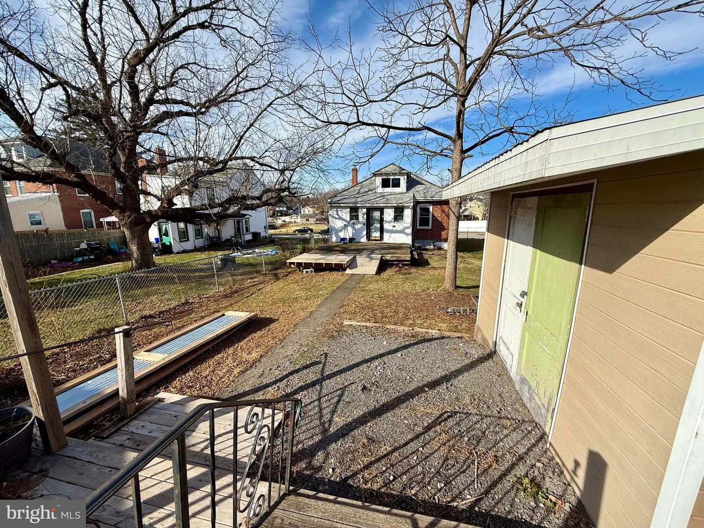 662 Spruce Street photo 20