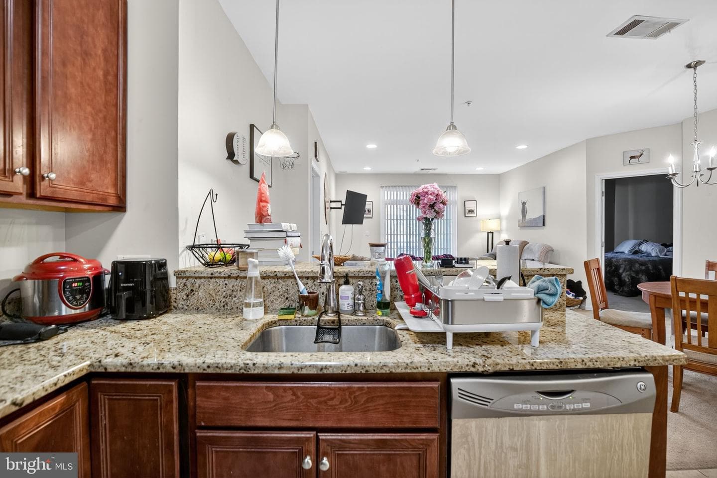 350 W Elm Street #3207 photo 16