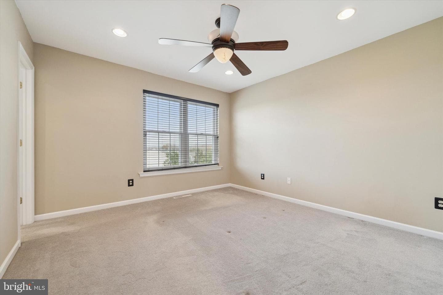 1225 Pin Oak Drive photo 11
