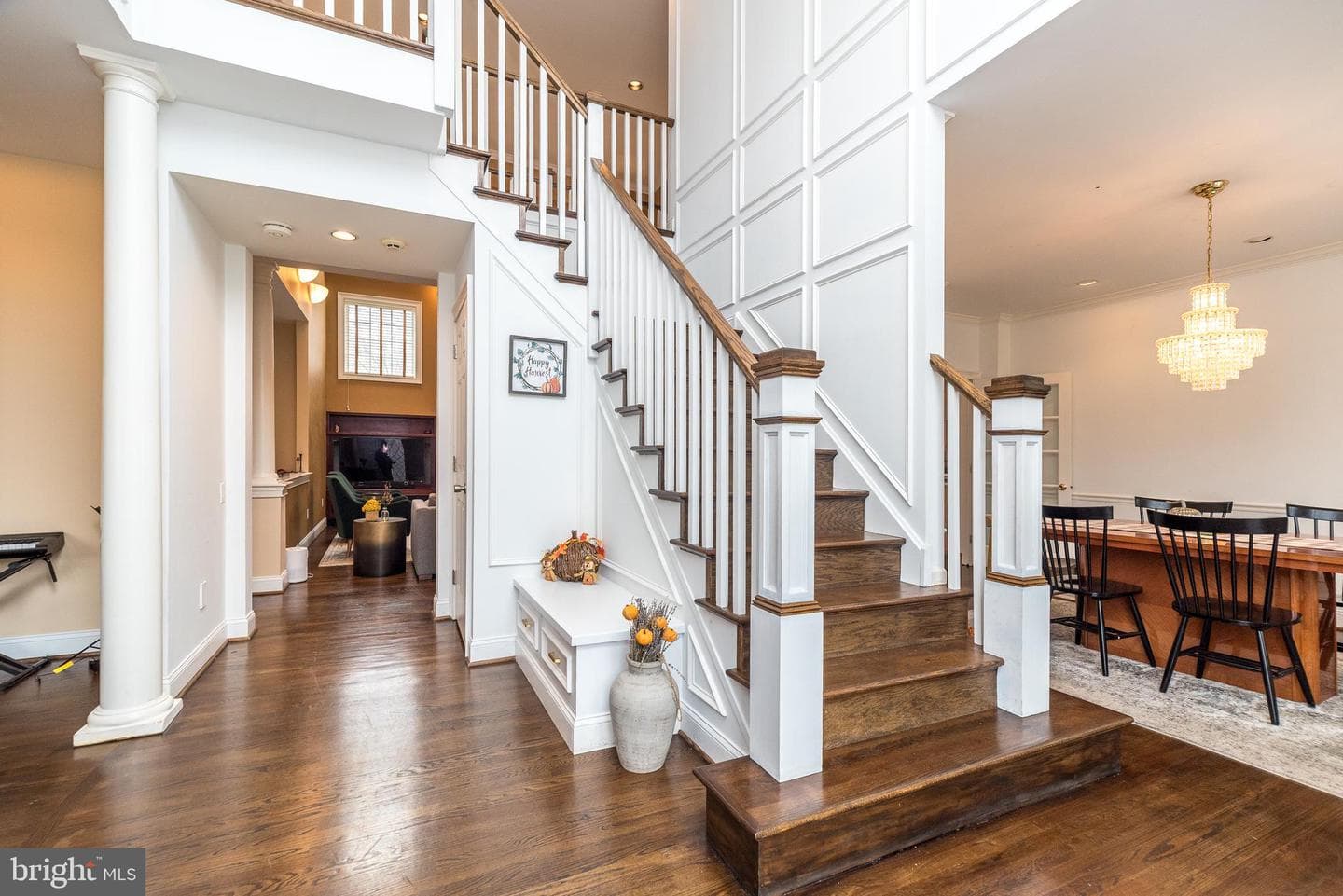 926 Manor Avenue photo 3