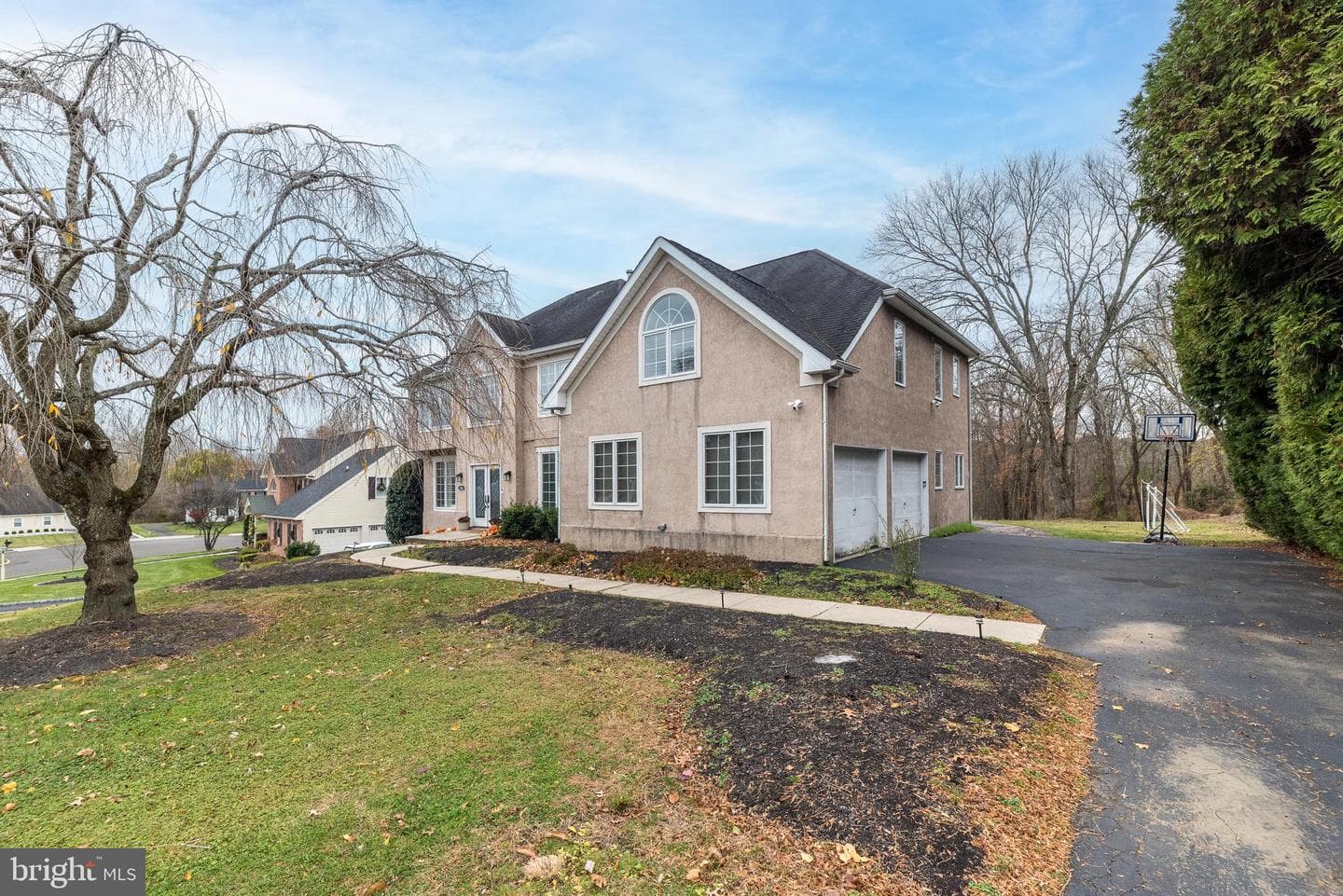 926 Manor Avenue photo 36