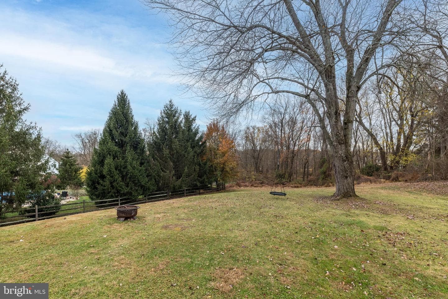 926 Manor Avenue photo 38