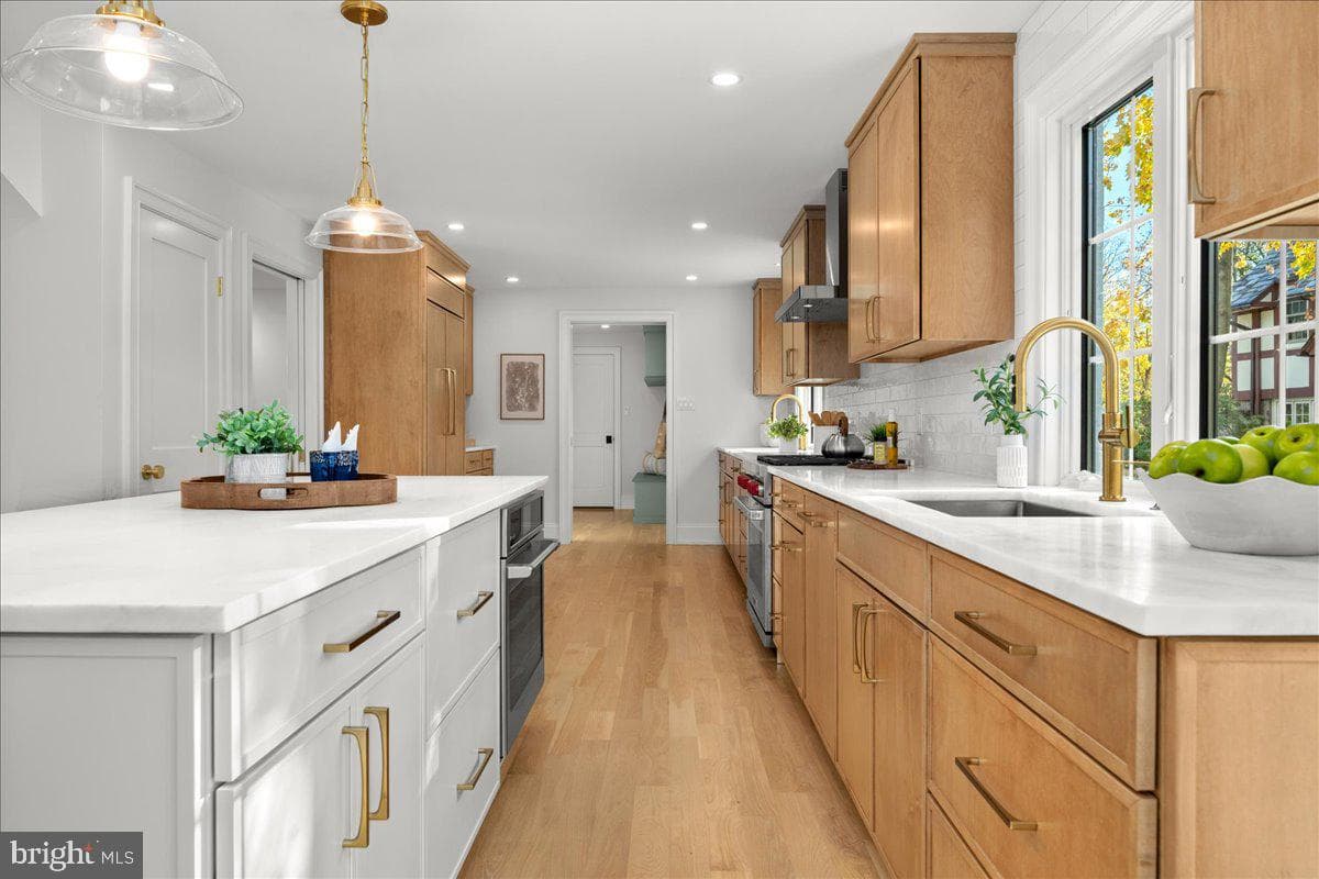 275 Brookway Road photo 6