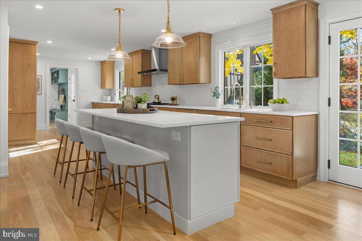 275 Brookway Road photo 7