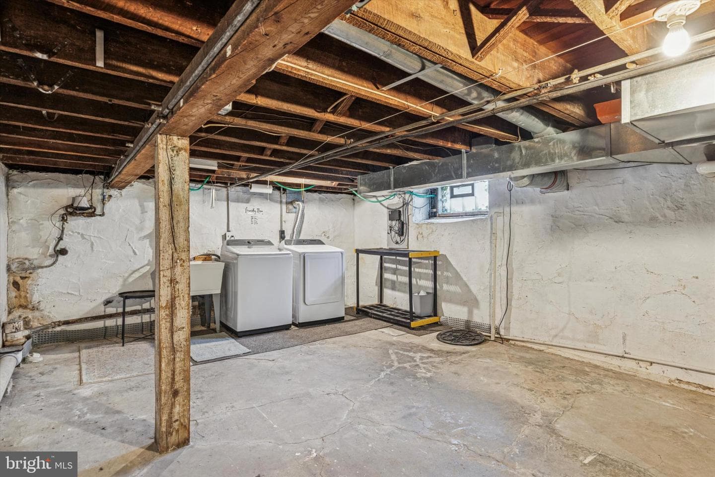 138 W Walnut Street photo 21