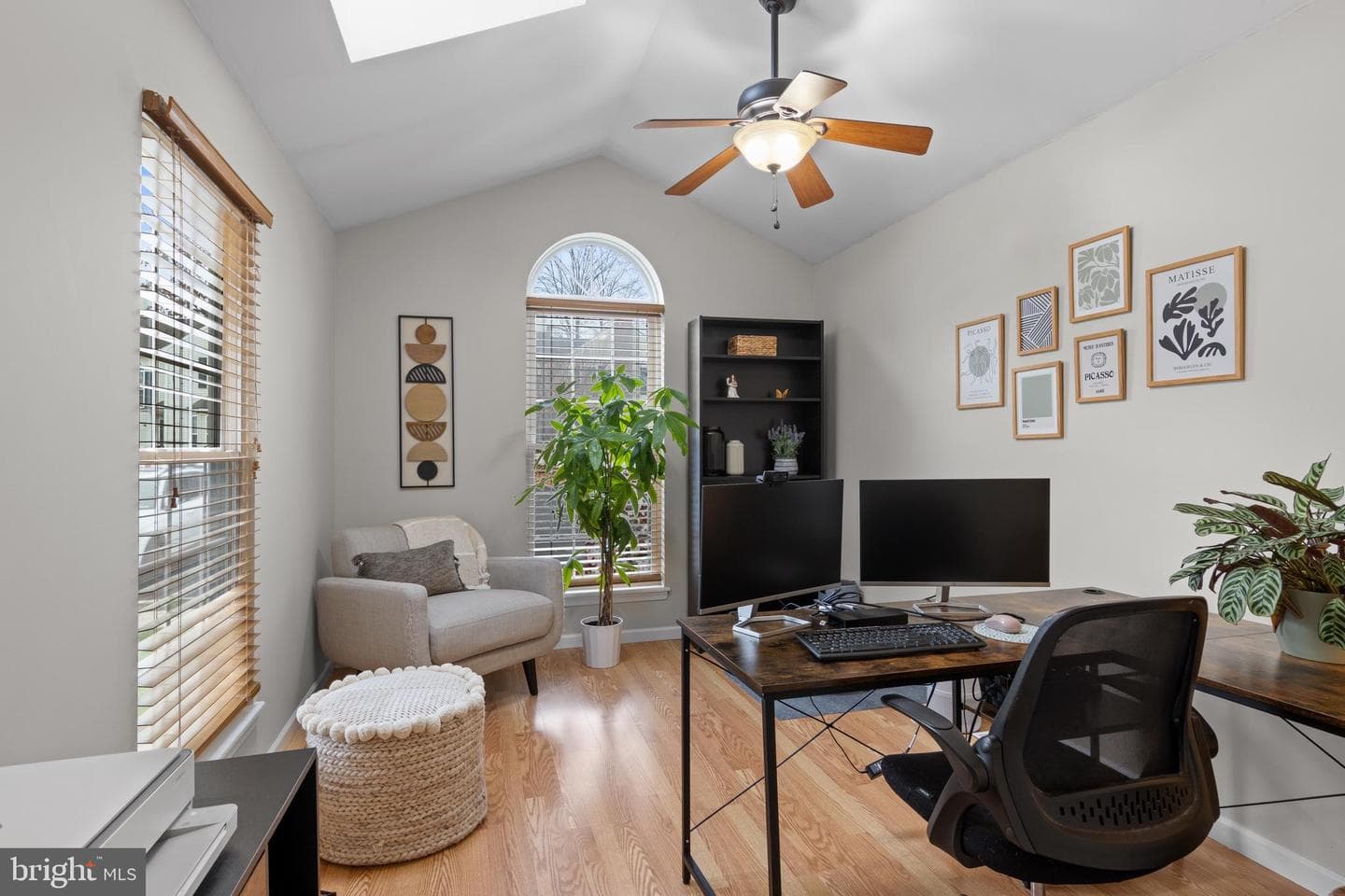 71 Aspen Way photo 4