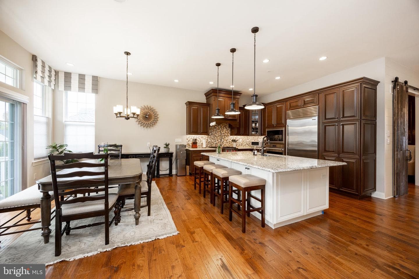 105 Magnolia Street photo 12