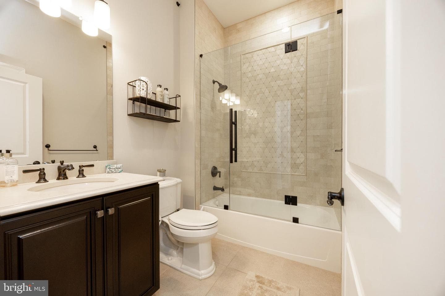 105 Magnolia Street photo 6