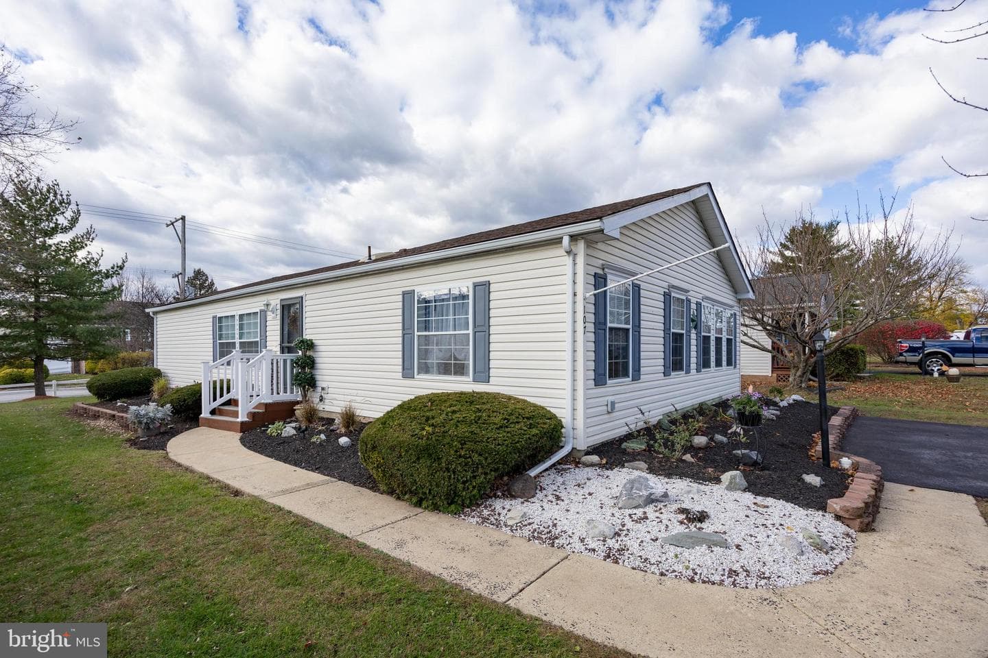 107 Carver Lane photo 25