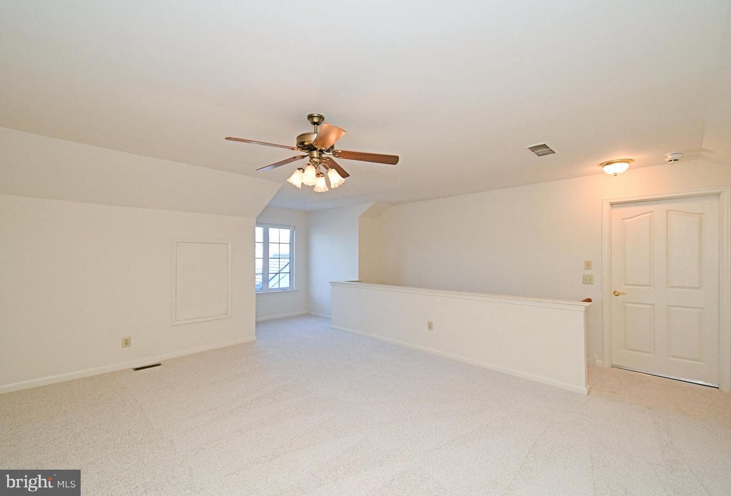 24 Newbury Way photo 24