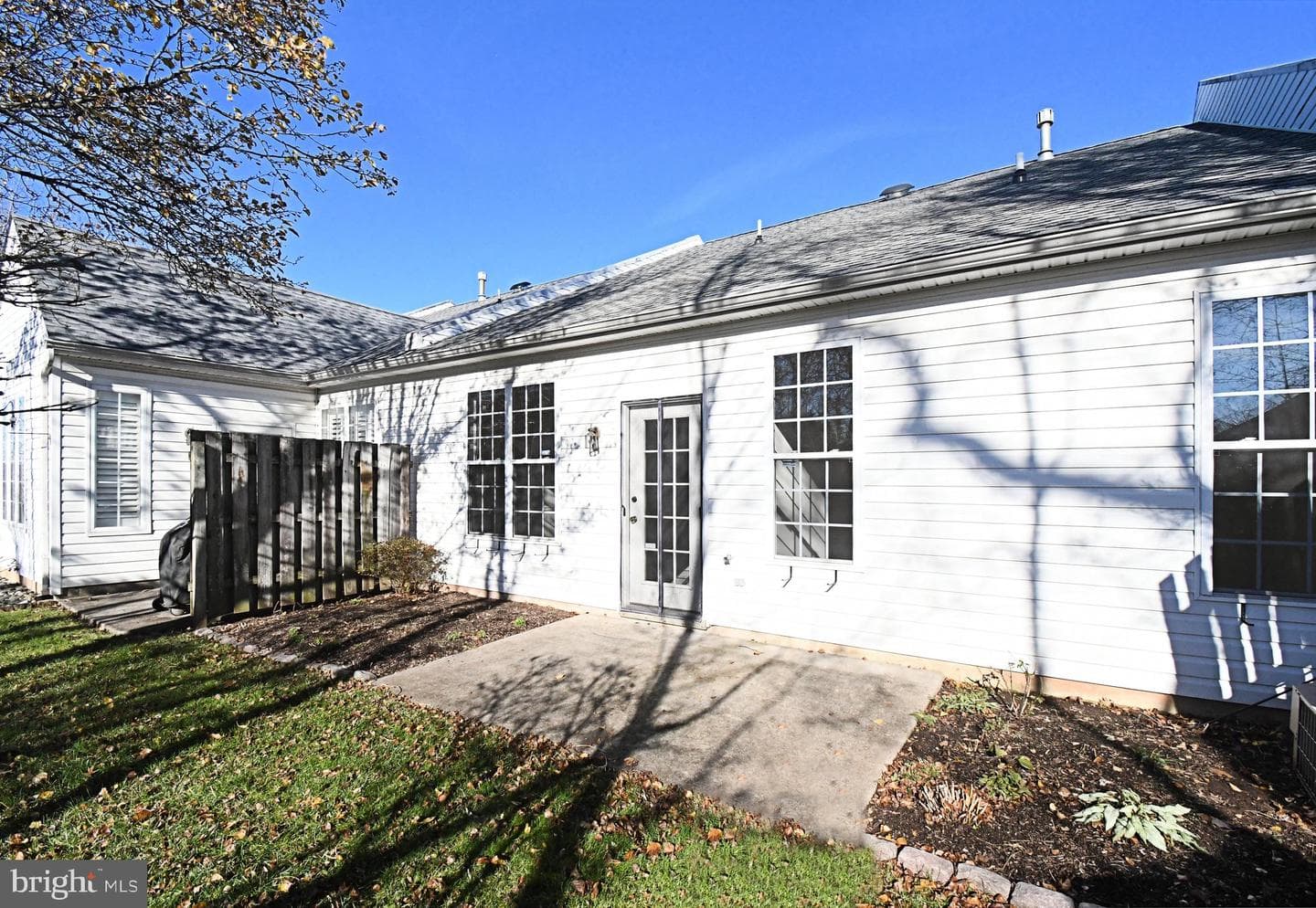 24 Newbury Way photo 30