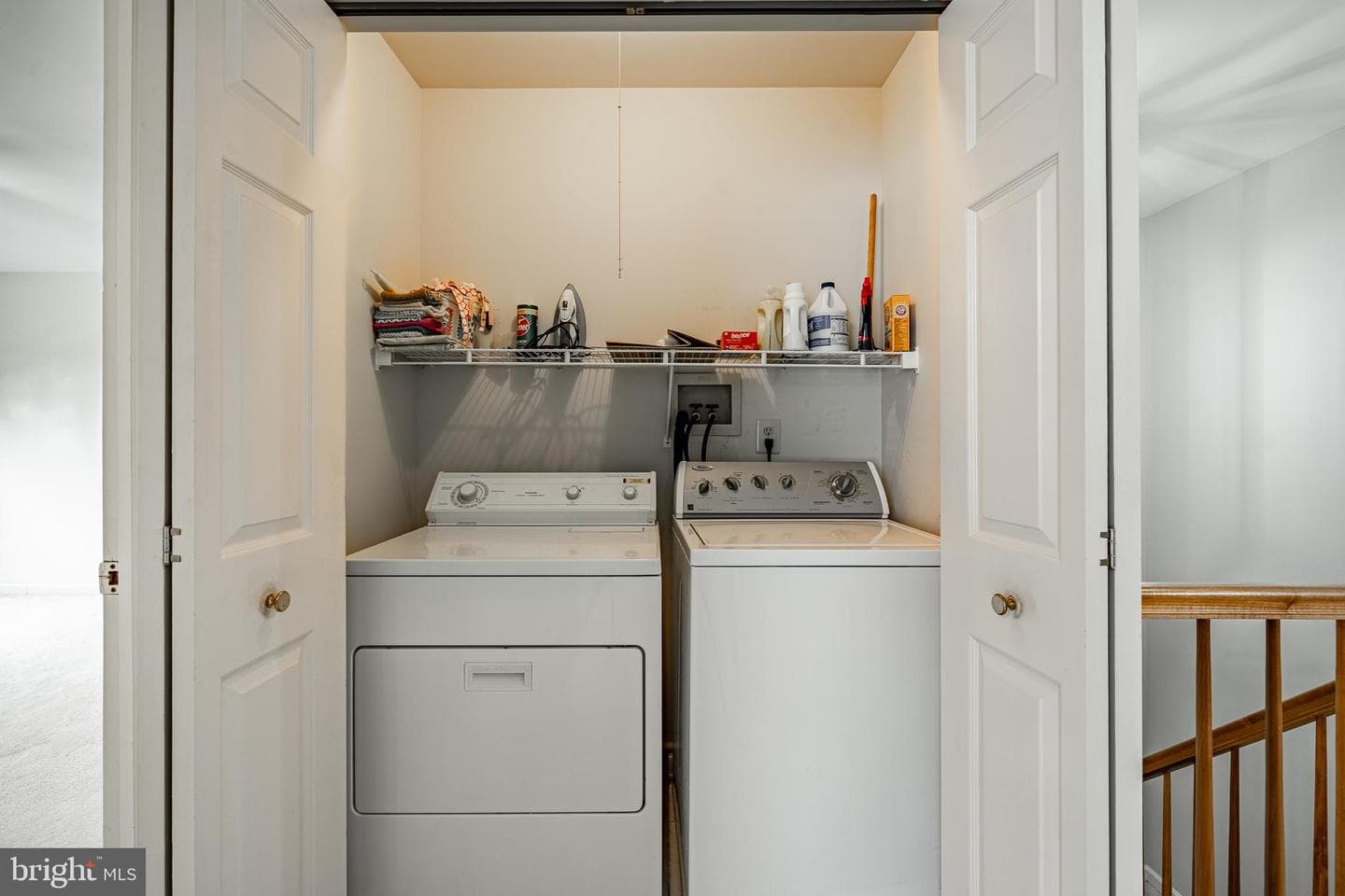 646 Elm Street photo 26
