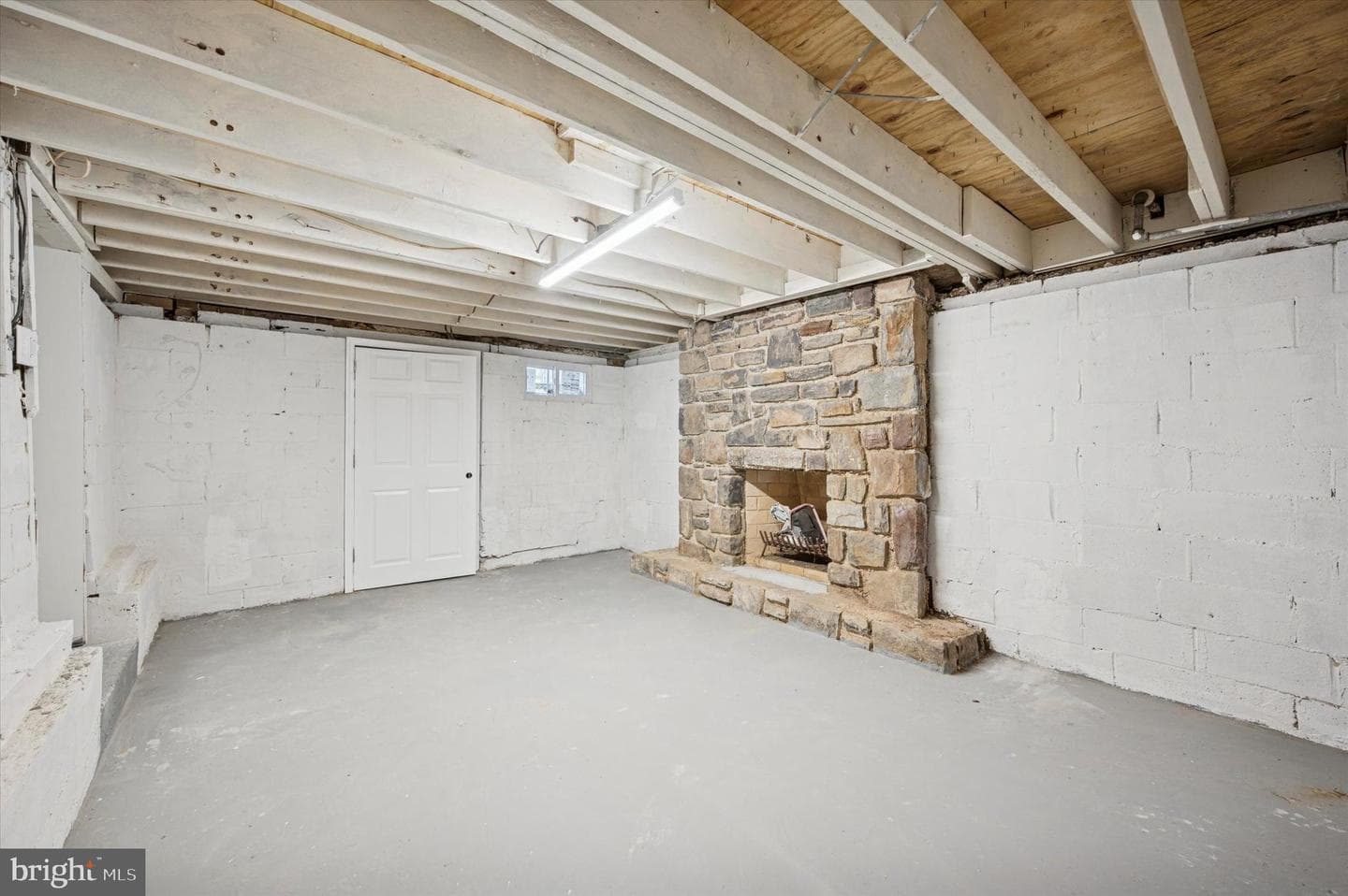 715 Bradley Street photo 21