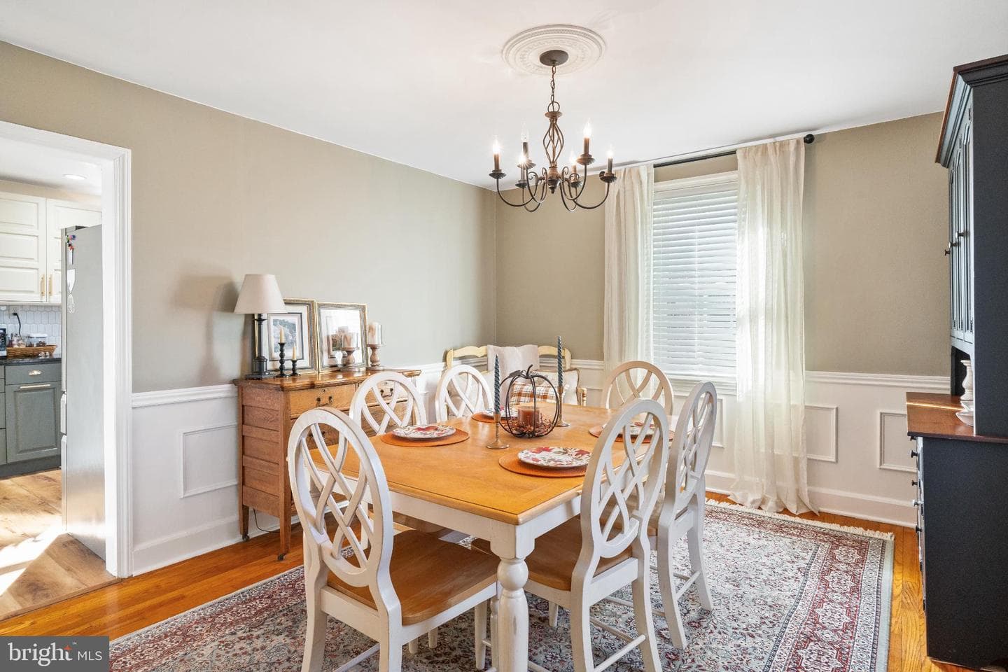 405 W Walnut Street photo 12