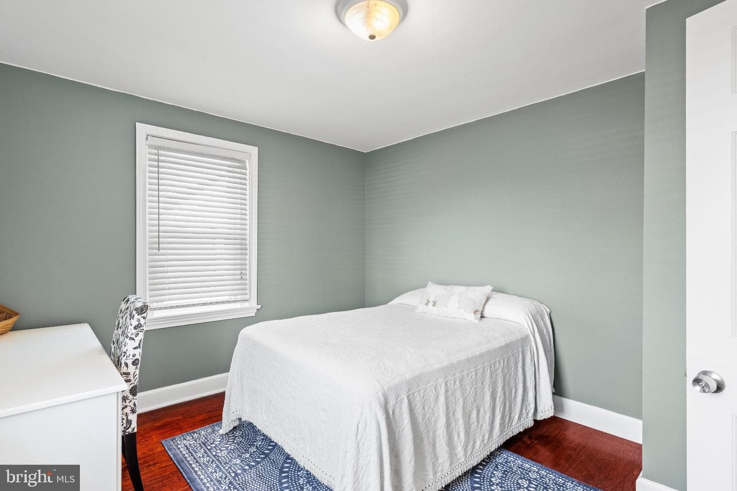 405 W Walnut Street photo 26