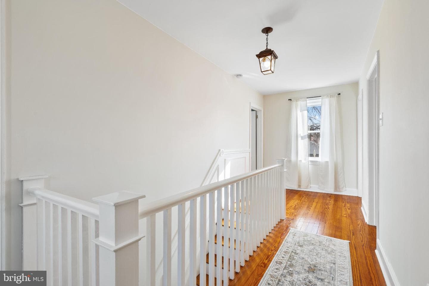 405 W Walnut Street photo 27