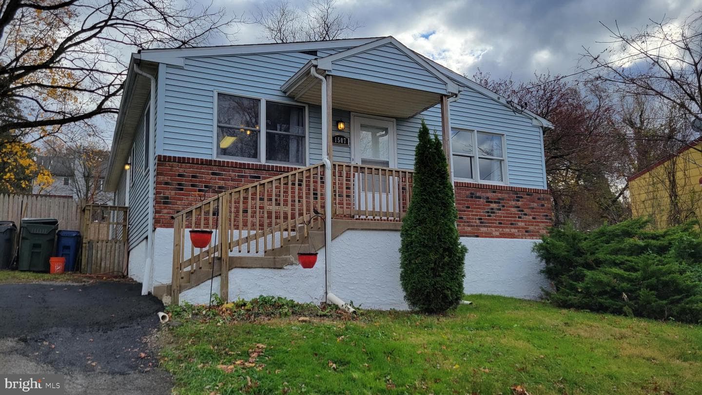 1507 Rothley Avenue photo 1