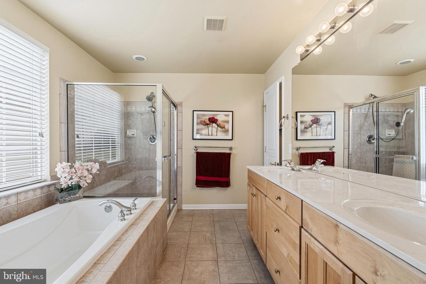 753 Wisteria Way photo 30