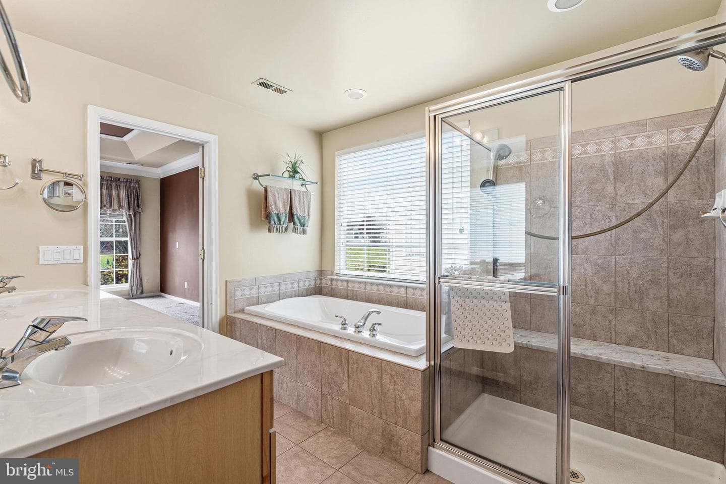 753 Wisteria Way photo 31