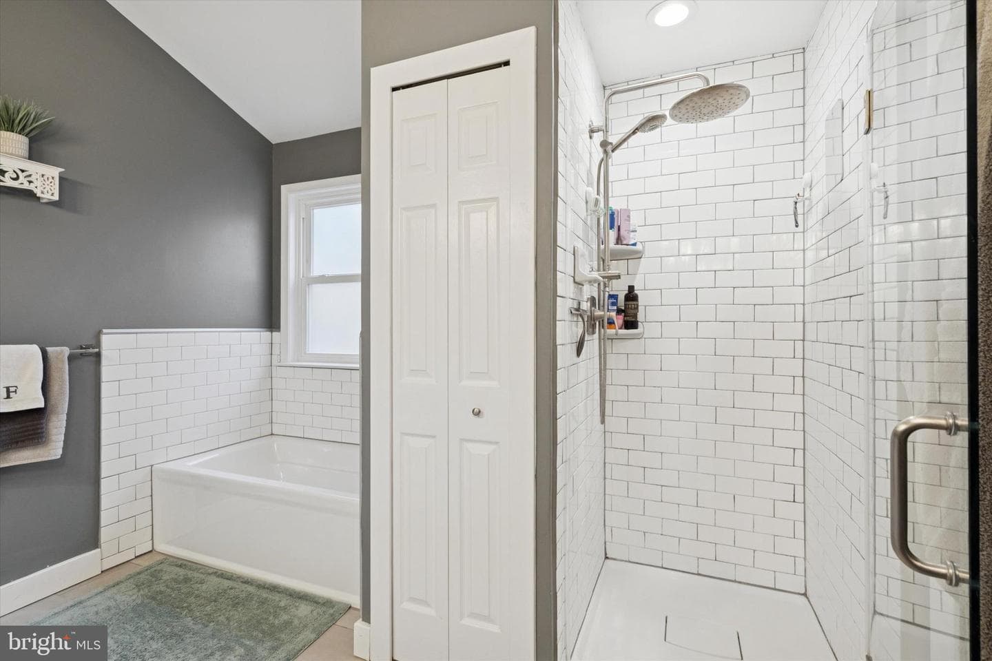 35 White Pine Court photo 25