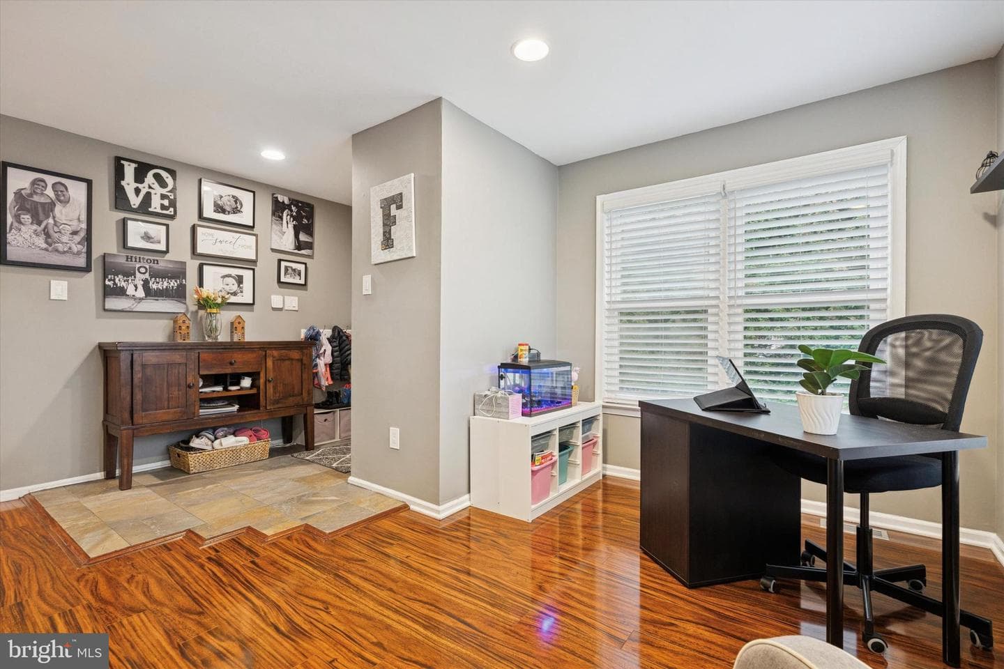 35 White Pine Court photo 4