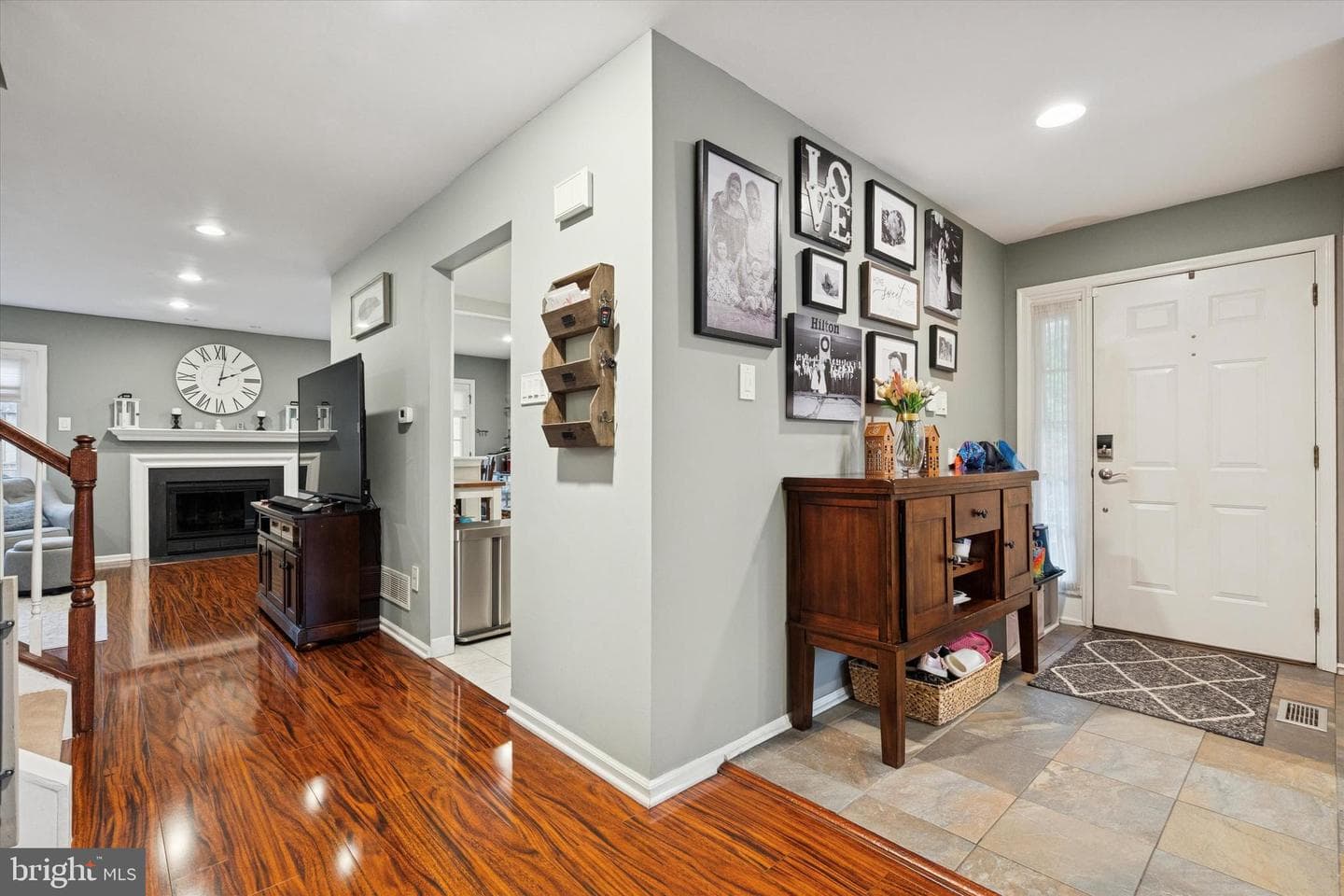 35 White Pine Court photo 5