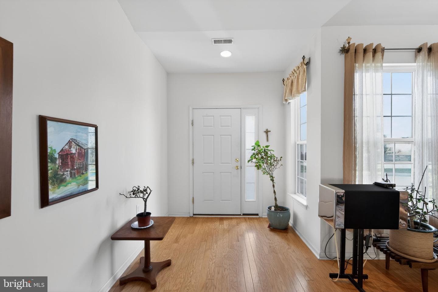 354 Calloway Court photo 4
