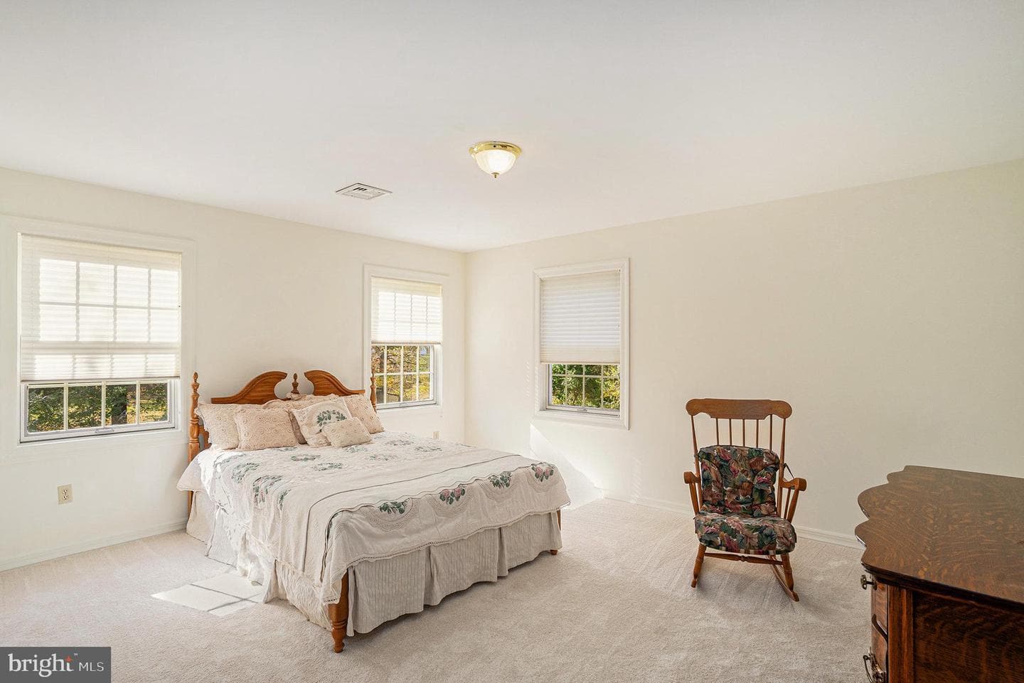 1444 Evans Road photo 33