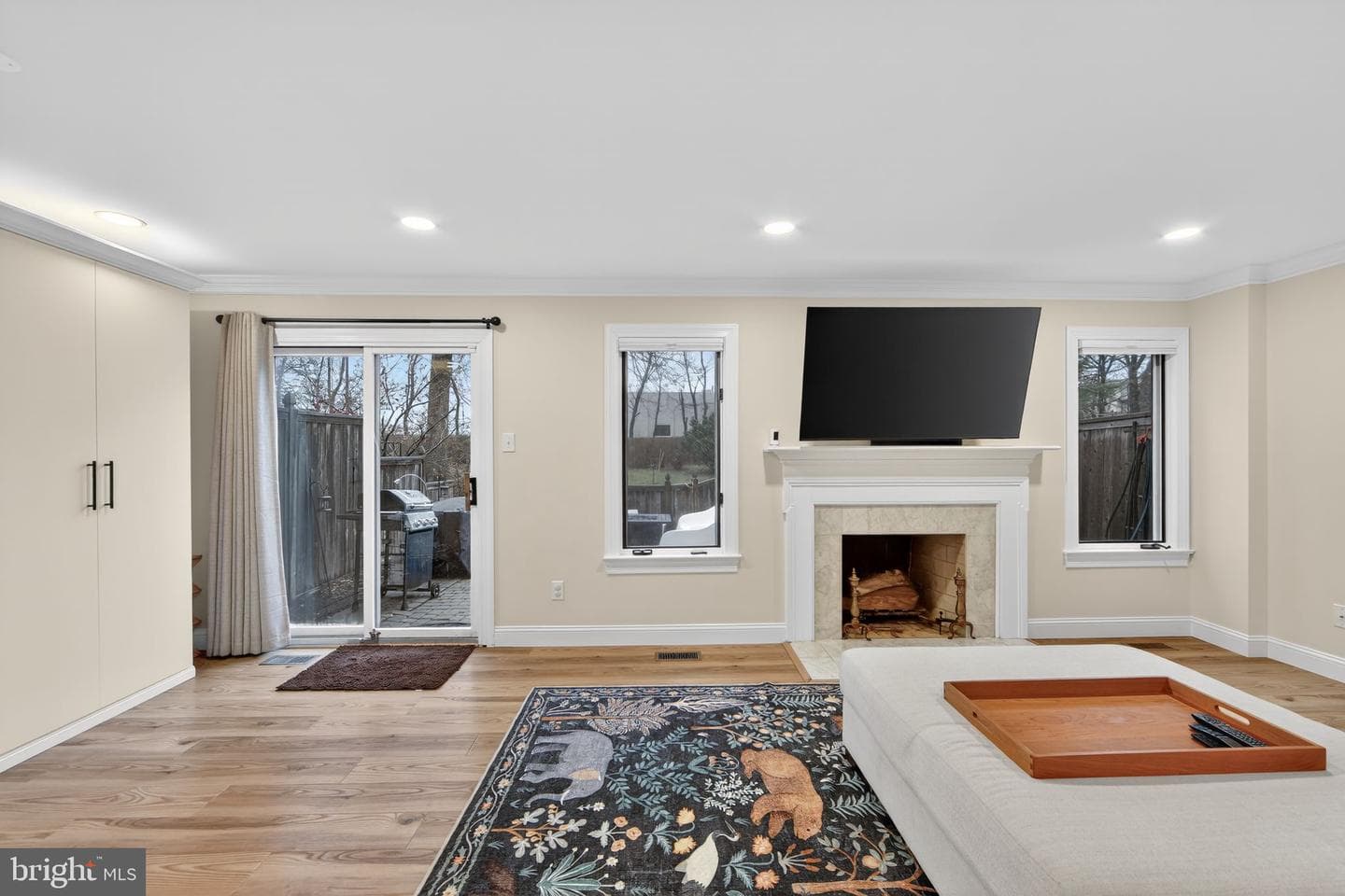 932 Hedgerow Court photo 17