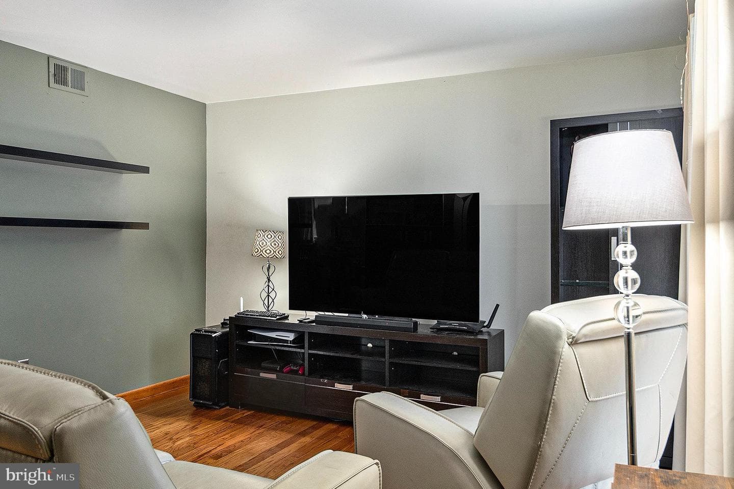 215 W 3rd Avenue #2 photo 8