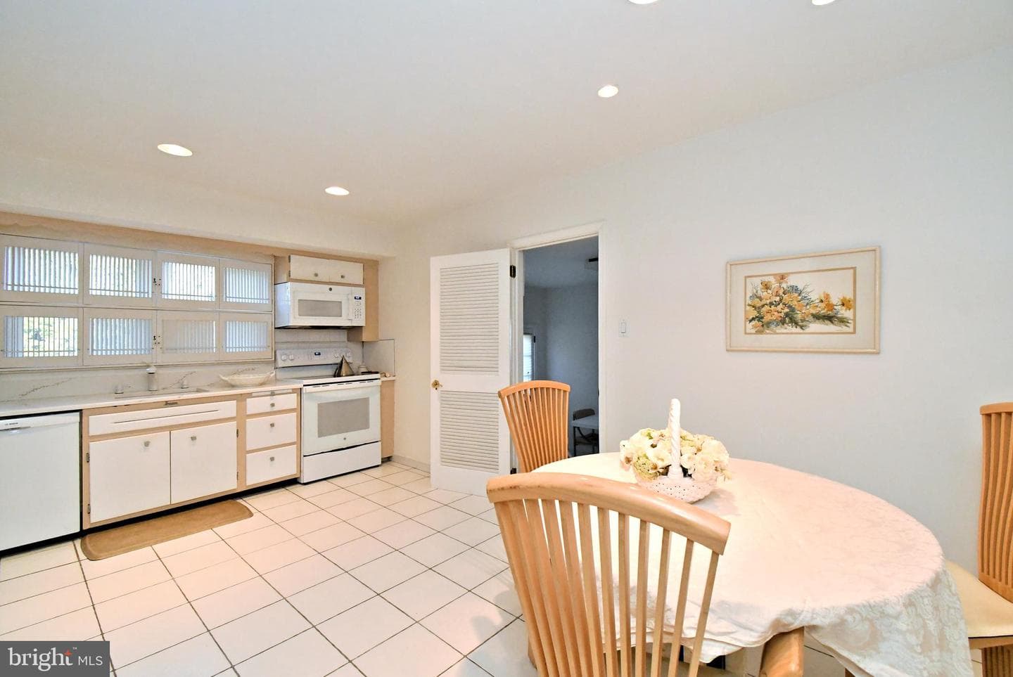 227 Barclay Circle photo 18