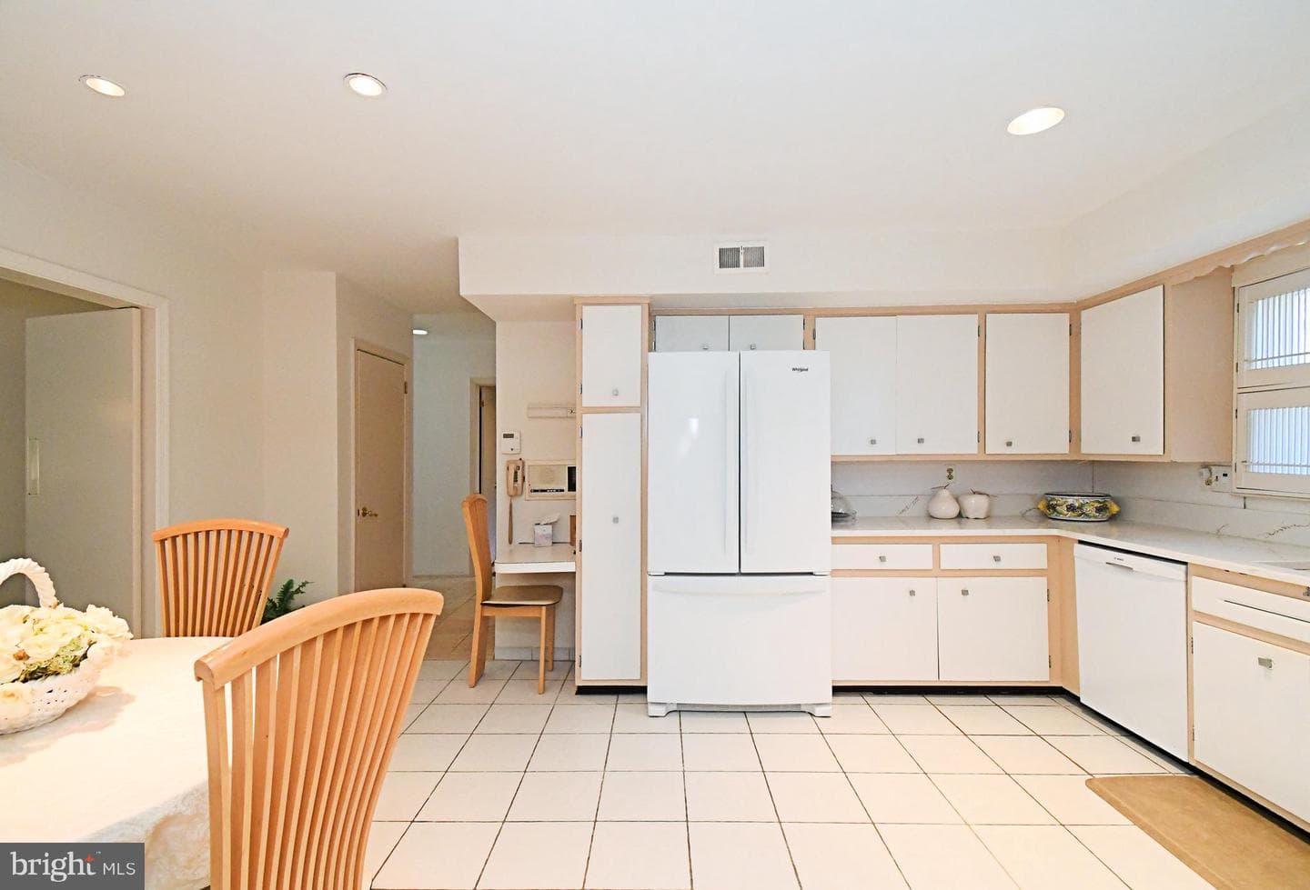 227 Barclay Circle photo 27
