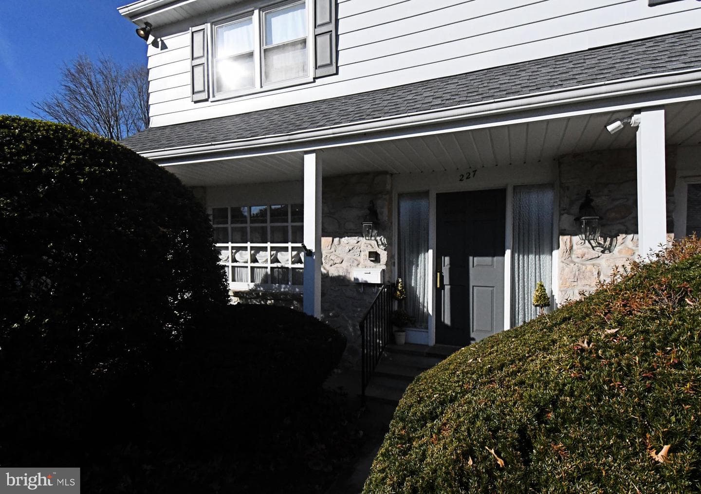 227 Barclay Circle photo 4
