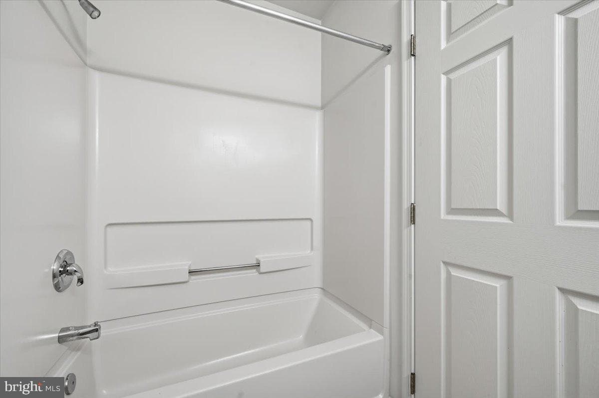 5 Patterson Avenue photo 17