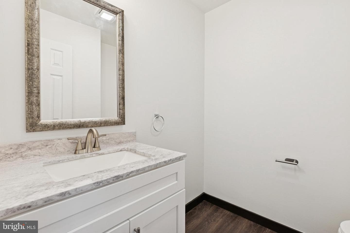 615 Longwood Road photo 18