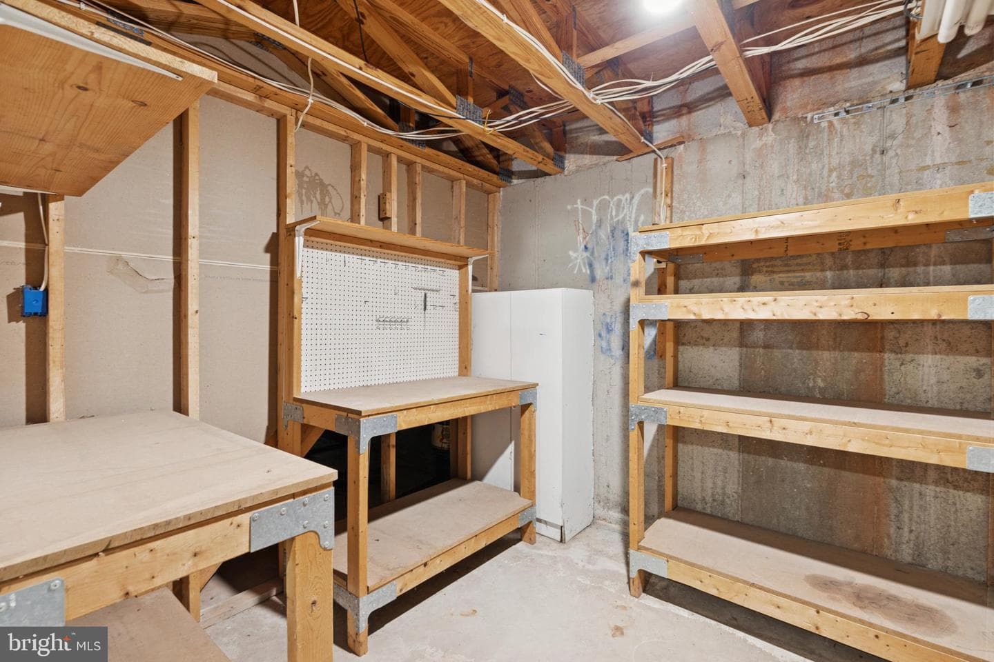 615 Longwood Road photo 22