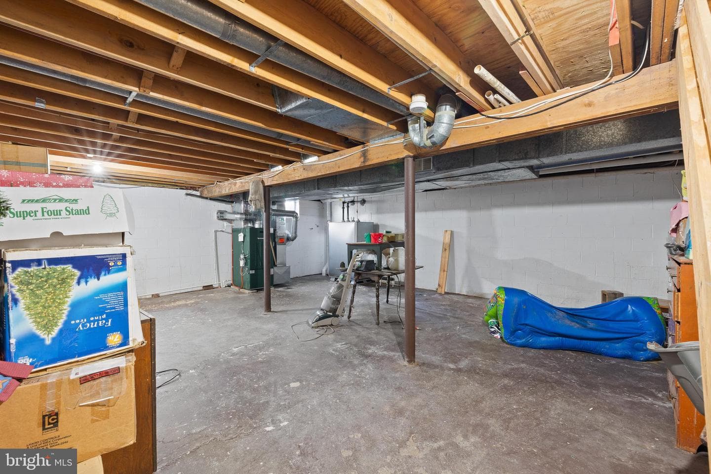 829 Alexander Drive photo 22