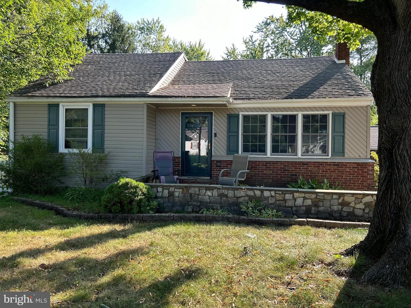 219 W Moreland Avenue photo 2