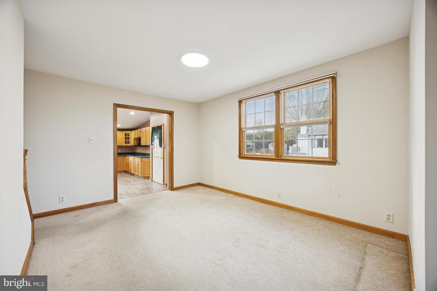 219 W Moreland Avenue photo 7