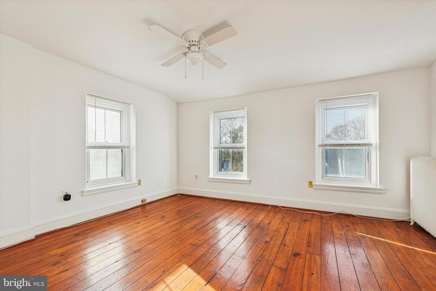 143 W Montgomery Avenue photo 10