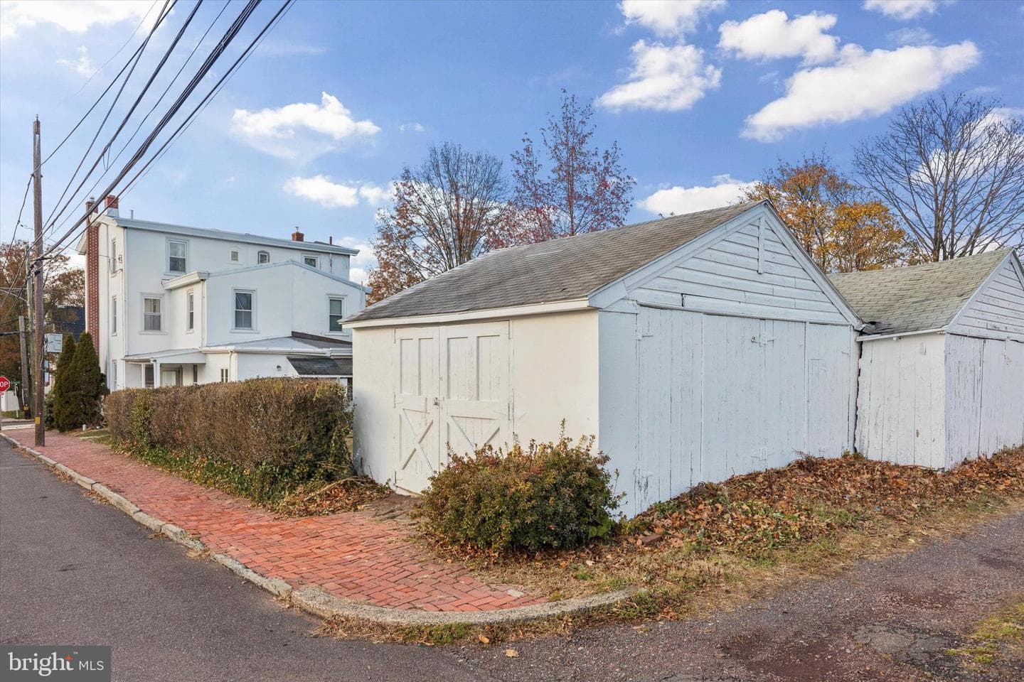 143 W Montgomery Avenue photo 14