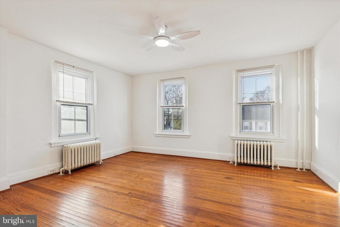 143 W Montgomery Avenue photo 7