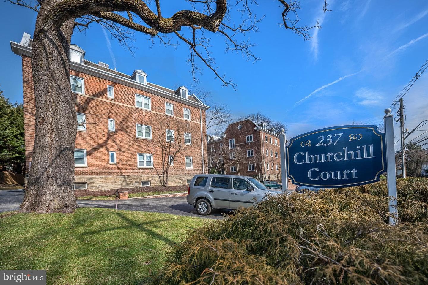 237 W Montgomery Avenue #3r