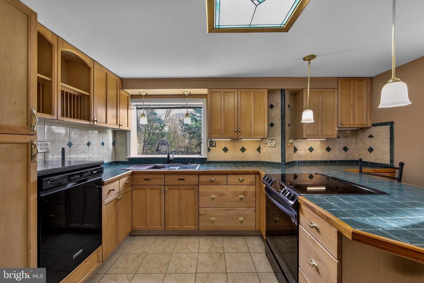 1625 Clearbrook Road photo 11