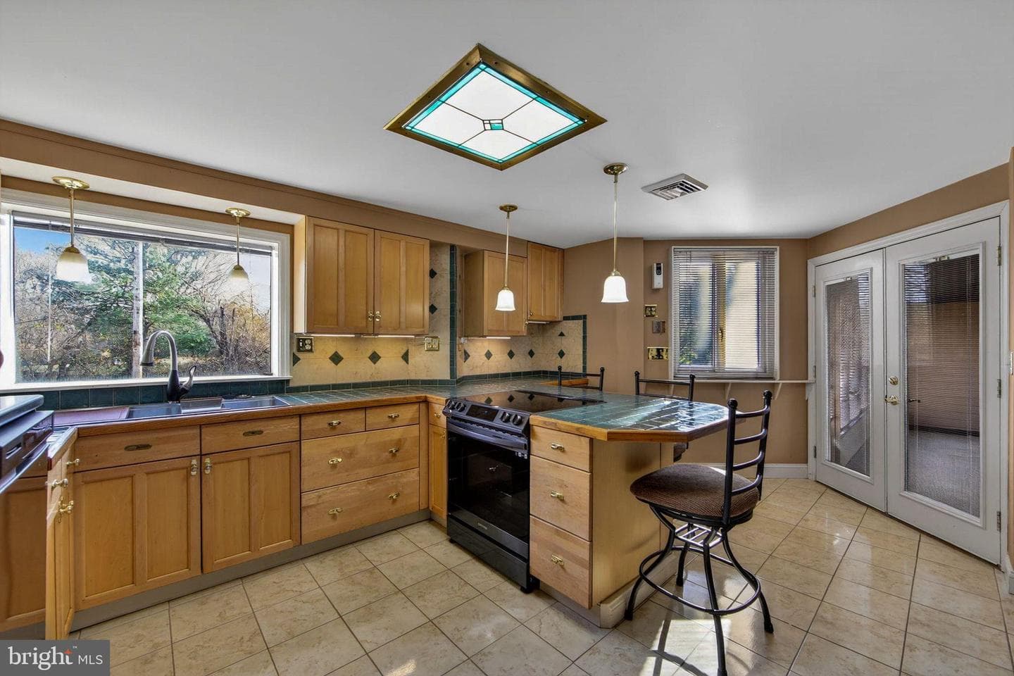 1625 Clearbrook Road photo 12