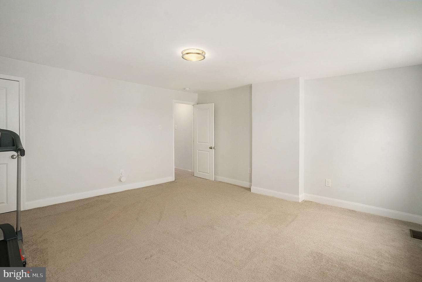 314 Grove Street photo 19