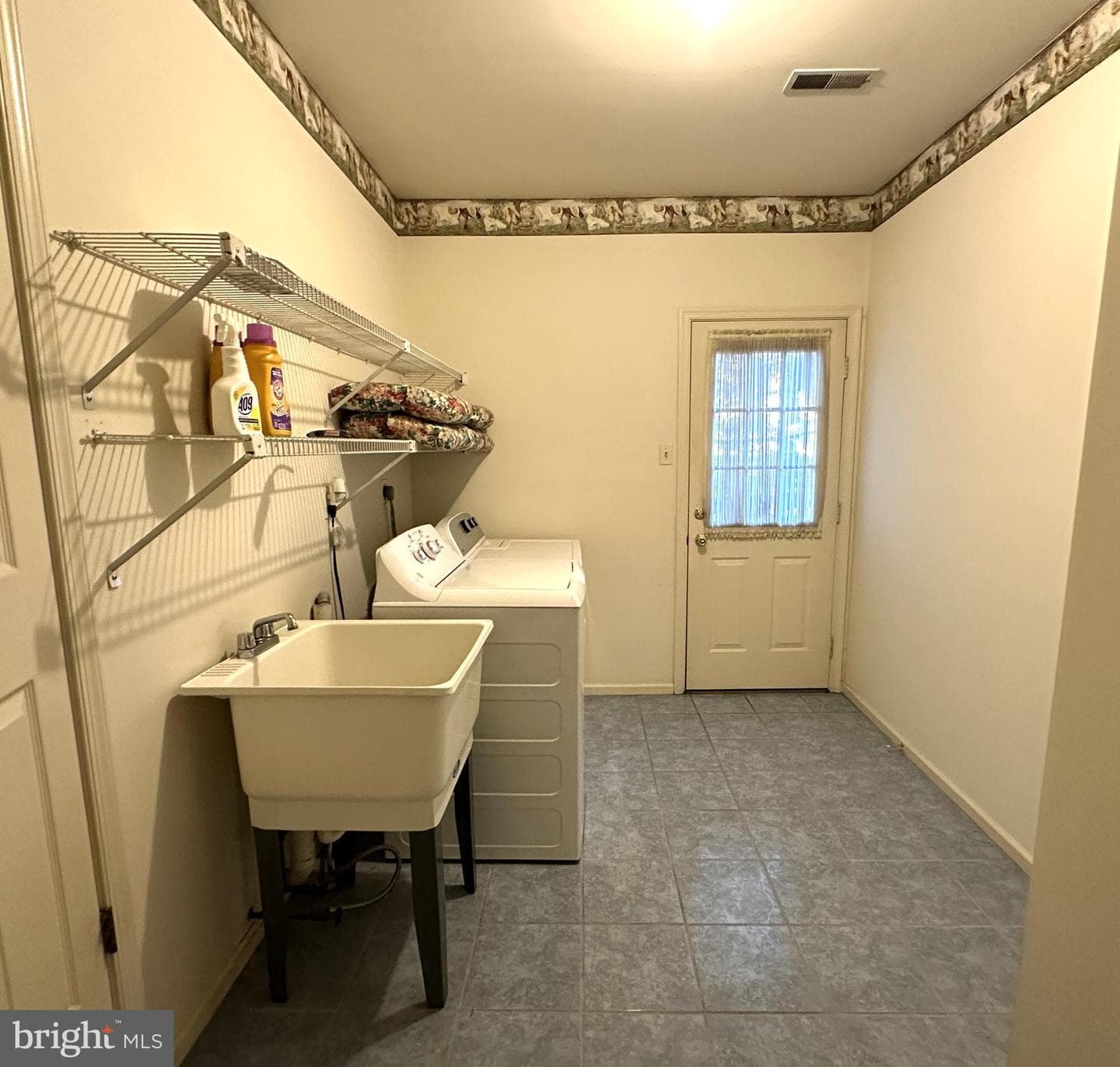 2801 Denbeigh Drive photo 27